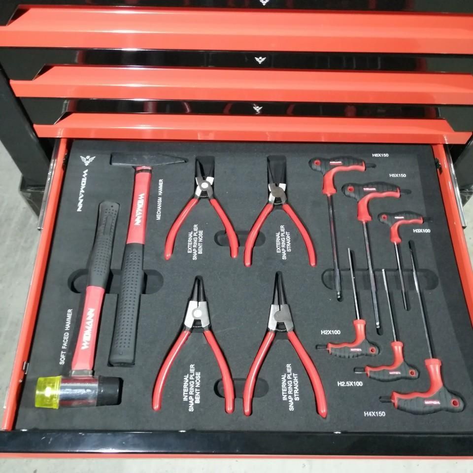 Mini servante d'atelier portable rouge Widmann avec 4 tiroirs plein d'outils  - ToolsOutils