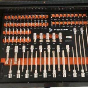 Servante a outils Widmann 8 tiroirs 5 remplis avec clé dynamometrique en vente chez dstock41